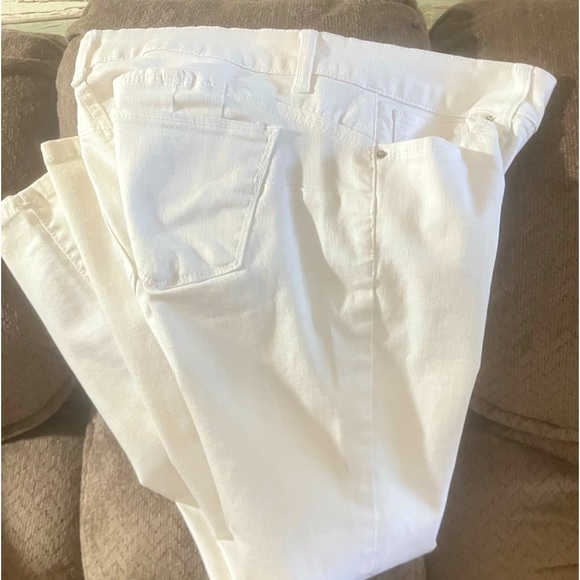 Ladies BUTT I love you white jeans - Picture 4 of 8